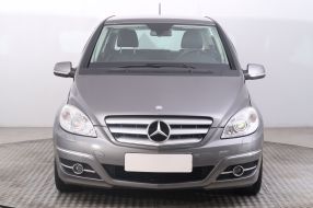 Mercedes-Benz B - 2010