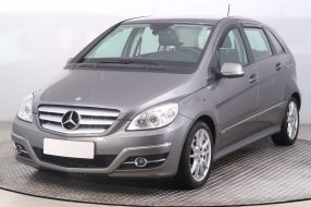 Mercedes-Benz B - 2010