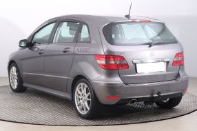 Mercedes-Benz B - 2010