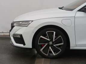 Škoda Octavia - 2021