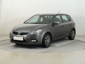 Kia Ceed - 2010