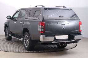 Mitsubishi L200 - 2021