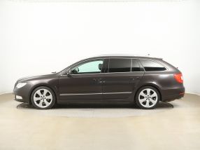 Skoda Superb - 2011