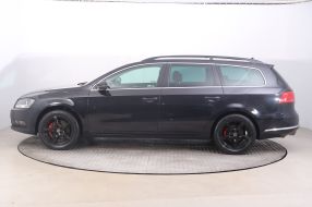 Volkswagen Passat - 2011