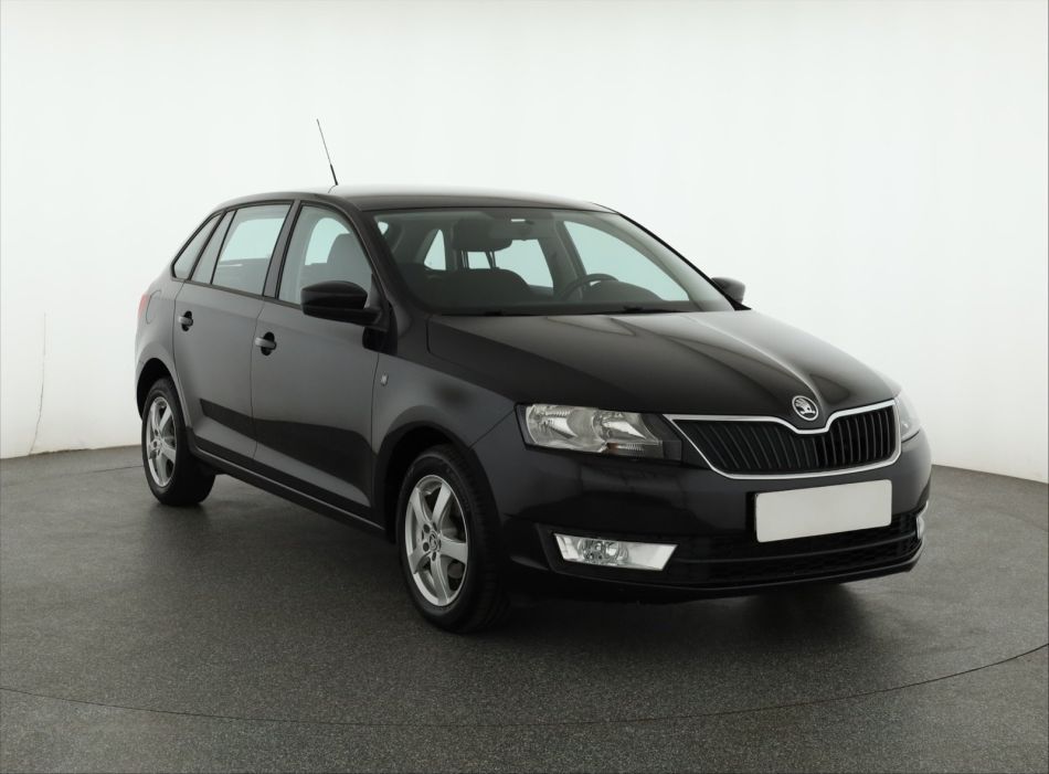 Skoda Rapid Spaceback - 2015