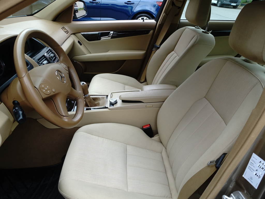 Mercedes-Benz C