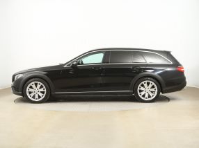 Mercedes-Benz E - 2017