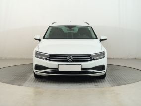 Volkswagen Passat - 2020