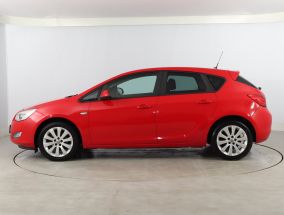 Opel Astra - 2010