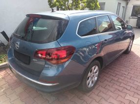 Opel Astra - 2015