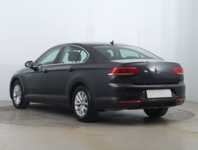 Volkswagen Passat - 2018