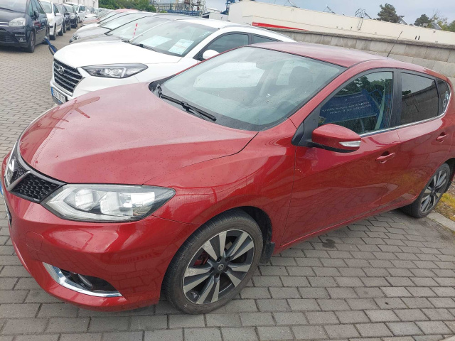 Nissan Pulsar 2016