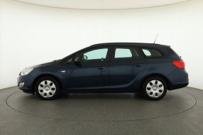 Opel Astra - 2012