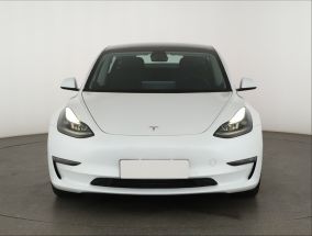 Tesla Model 3 - 2022