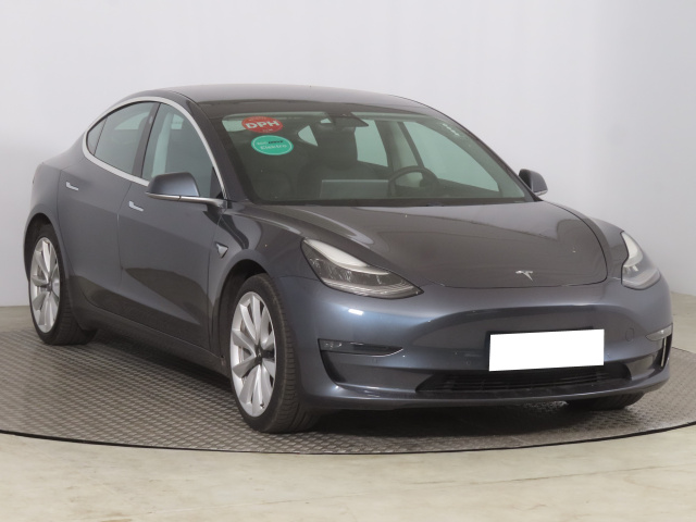 Tesla Model 3 2019