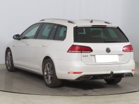 Volkswagen Golf - 2020