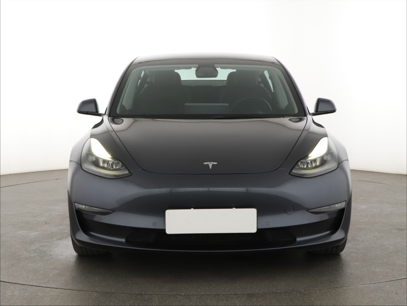 Tesla Model 3 - 2021