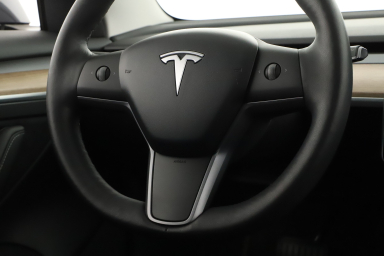 Tesla Model 3 - 2021