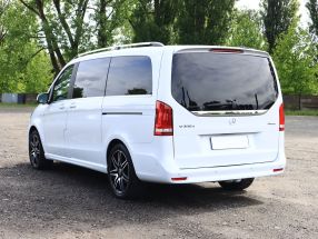 Mercedes-Benz V - 2021