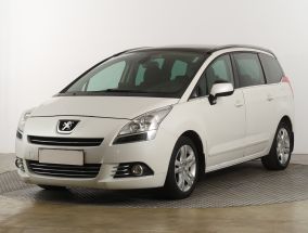 Peugeot 5008 - 2011