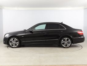Mercedes-Benz E - 2011