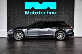 Porsche Panamera - 2018