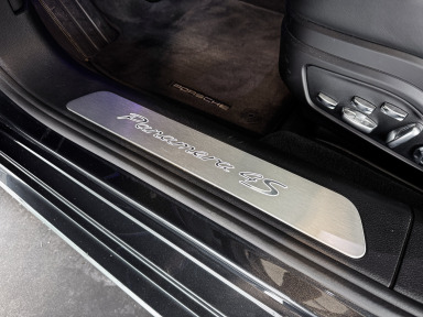 Porsche Panamera - 2018