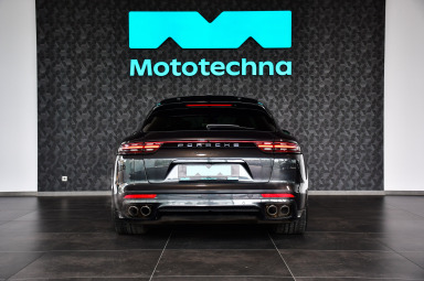 Porsche Panamera - 2018