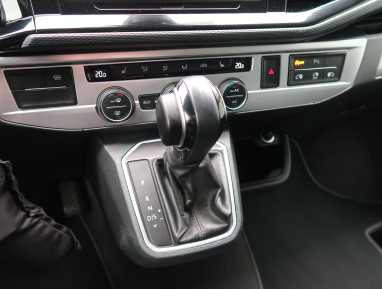 Volkswagen Multivan - 2020