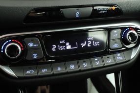 Hyundai i30 - 2025