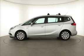 Opel Zafira - 2019