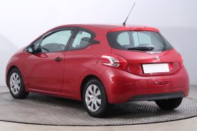 Peugeot 208 - 2013