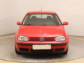 Volkswagen Golf - 2002