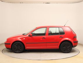 Volkswagen Golf - 2002