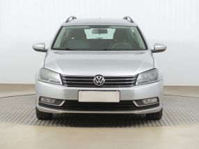 Volkswagen Passat - 2015