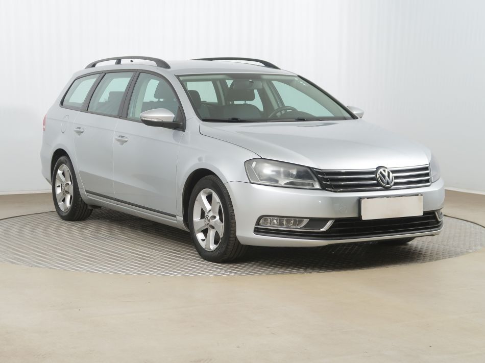 Volkswagen Passat - 2015