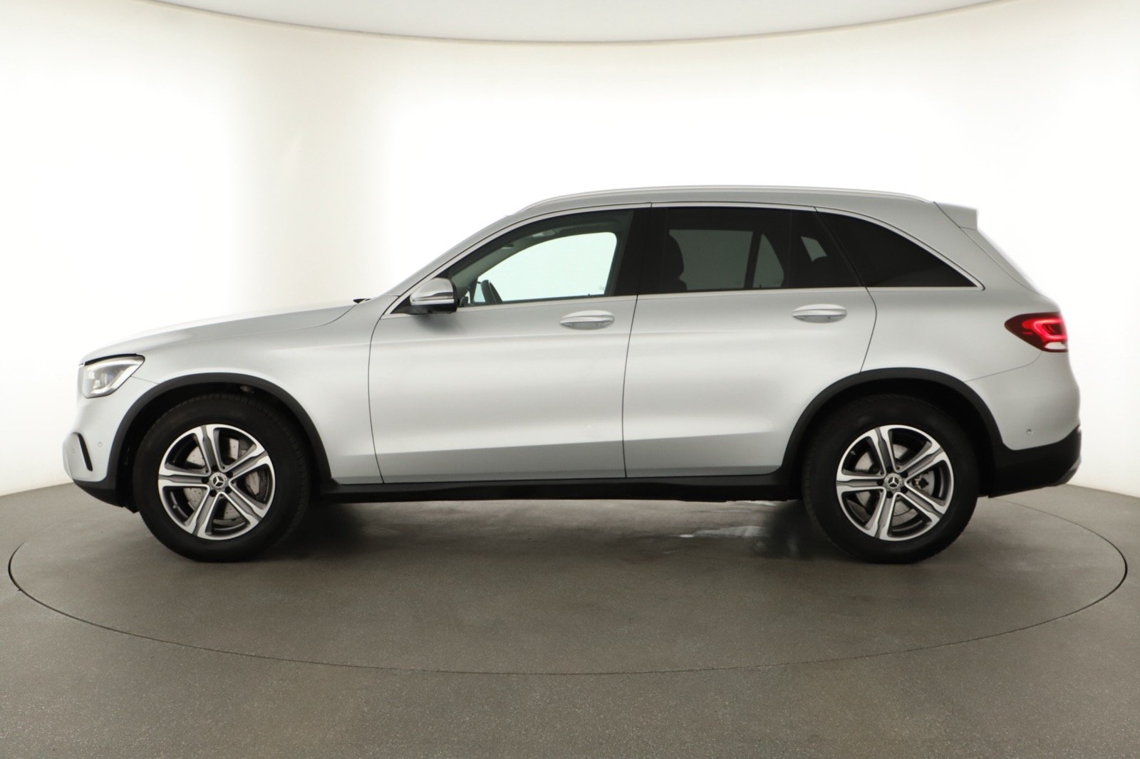 Mercedes-Benz GLC - 2019