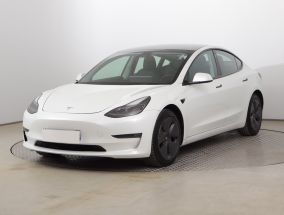 Tesla Model 3 - 2021