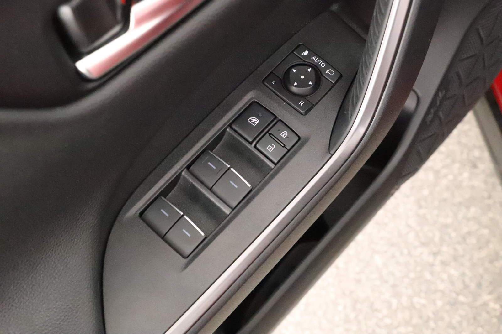 Toyota RAV 4 - 2024