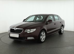 Skoda Superb - 2010