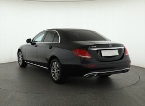 Mercedes-Benz E - 2017