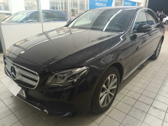 Mercedes-Benz E