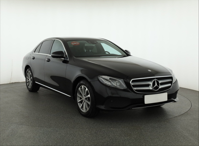 Mercedes-Benz E 2017