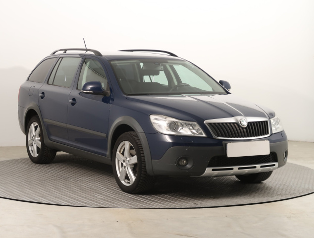 Škoda Octavia Scout, 2011