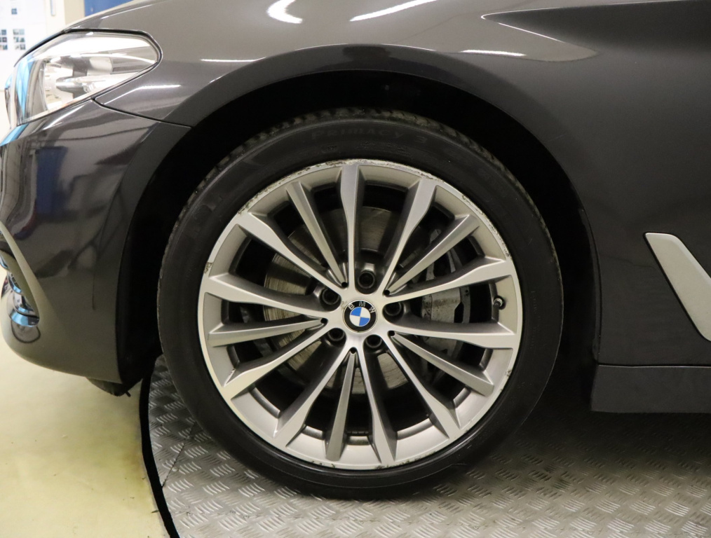 BMW 5