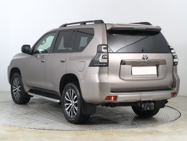 Toyota Land Cruiser - 2021