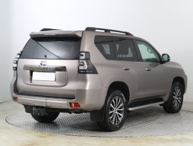 Toyota Land Cruiser - 2021