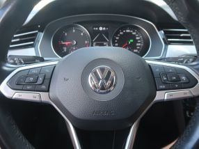 Volkswagen Passat - 2020