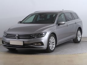 Volkswagen Passat - 2020
