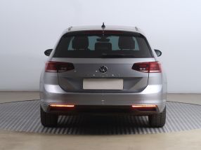 Volkswagen Passat - 2020